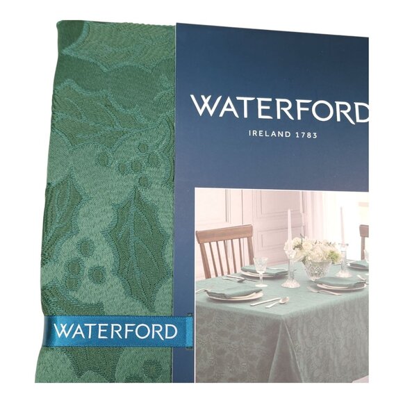 Waterford Festive Sprig Tablecloth 70" X 84" Green Christmas Seats 6-8 People - Picture 5 of 9